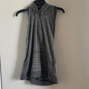 IVY PARK backless and Sleeveless hoodie size xl